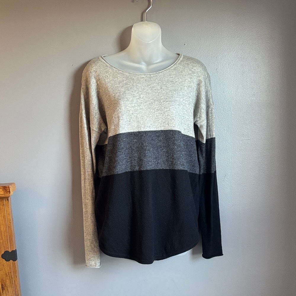 Smartwool gray color block knit sweater * sz MED *